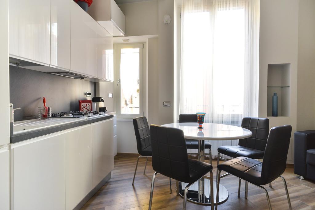 Lata Luxury * Roma