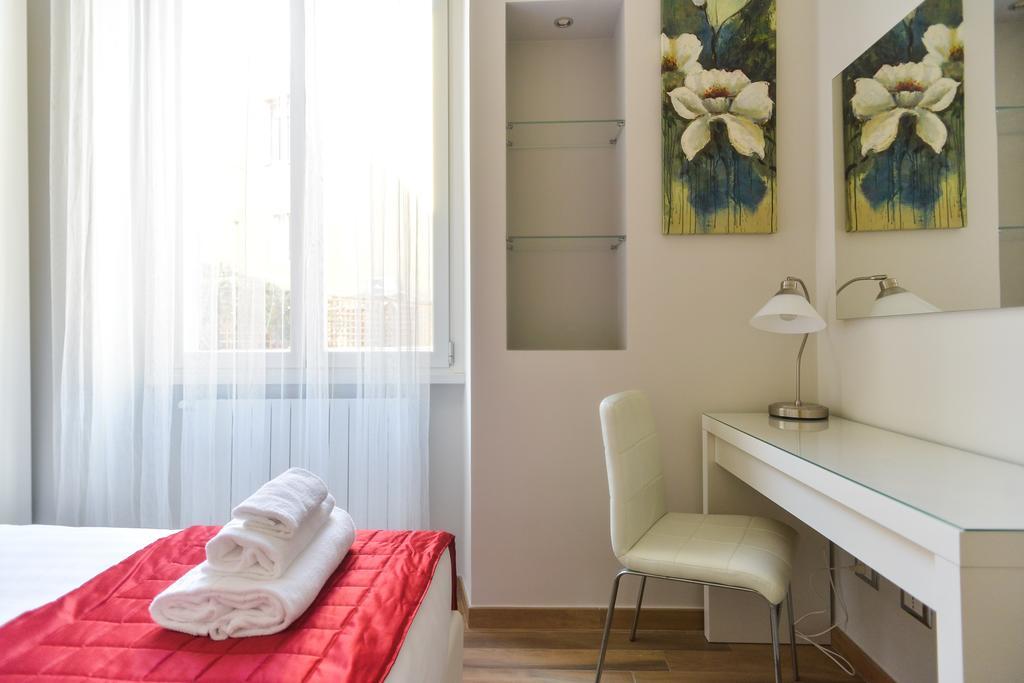 Lata Luxury Roma