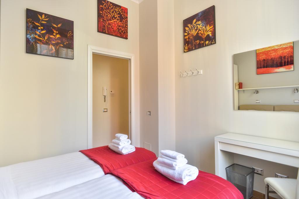 Lata Luxury Roma